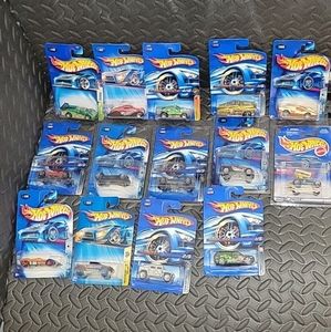 Hot Wheels Lot of 14 Cars New